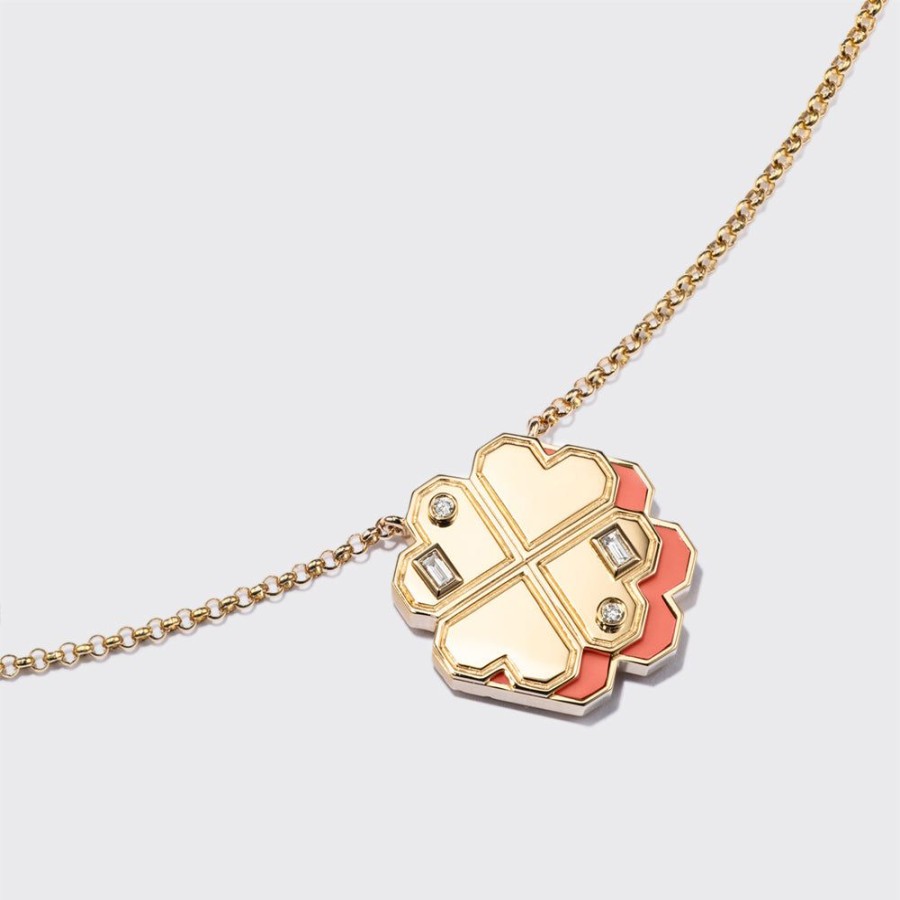 Jewelry Boochier | Coral Yellow Gold Clover Leaf Necklace